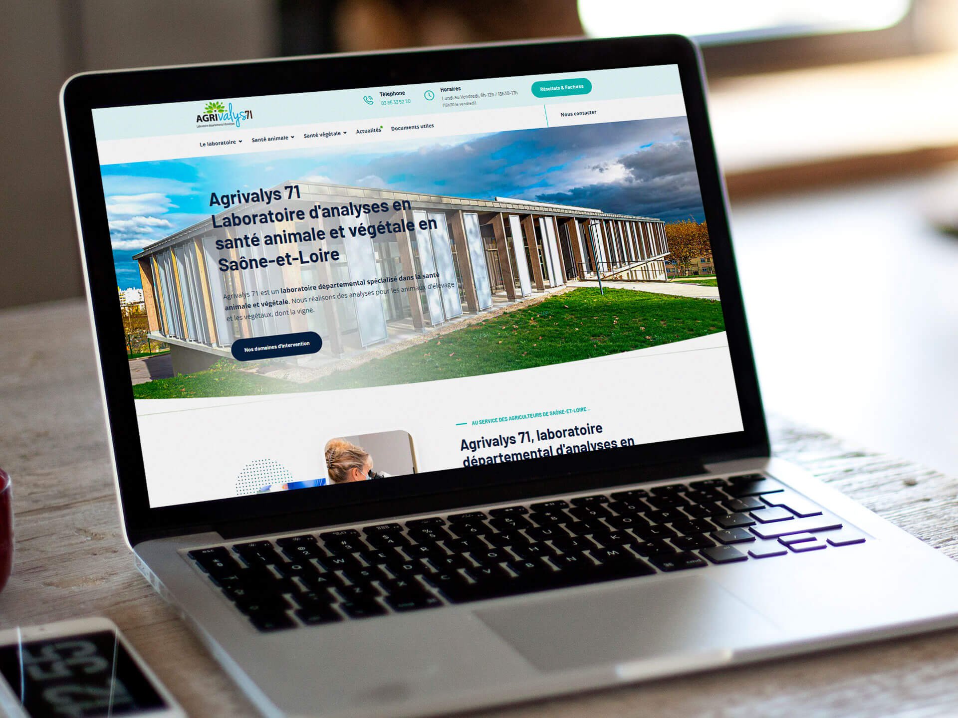 Mockup du site internet d'Agrivalys71 après refonte